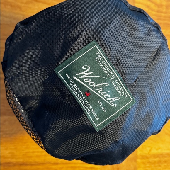 Woolrich Red and Black Wool Blanket - Picture 6 of 6